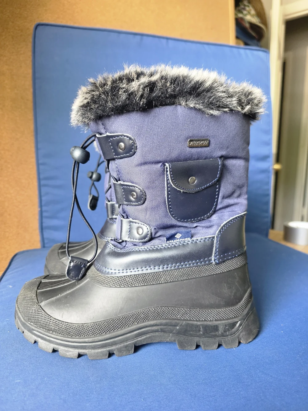 DREAM PAIRS Thinsulate 200g Winter Snow Boots Navy Faux Fur Waterproof Kids Sz 4